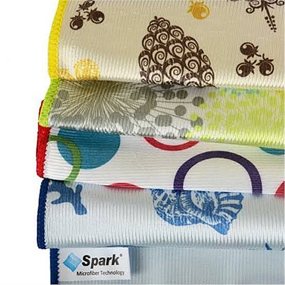 SPARK DESENLİ MİKROFİBER BEZ 40*40 - 1
